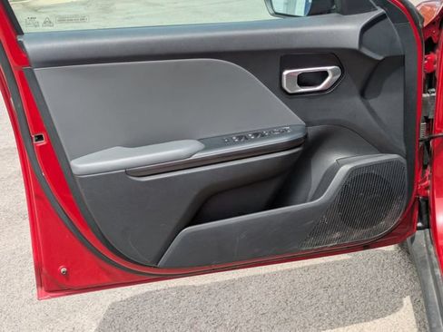 Used 2025 Kia K4 FWD image 6