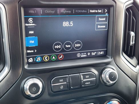 Certified 2022 GMC Sierra 2500 AT4 w/ AT4 Preferred Package image 9