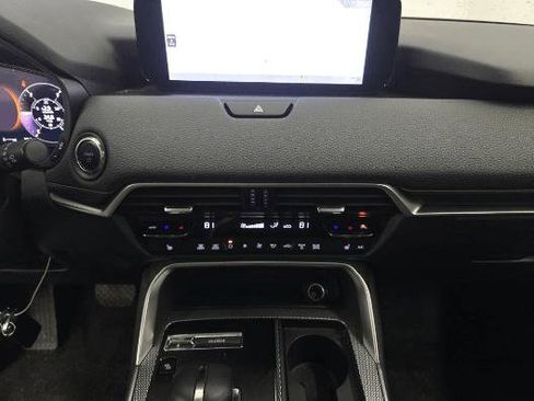 Used 2024 MAZDA CX-90 Plug-In Hybrid w/ Premium Pkg image 18