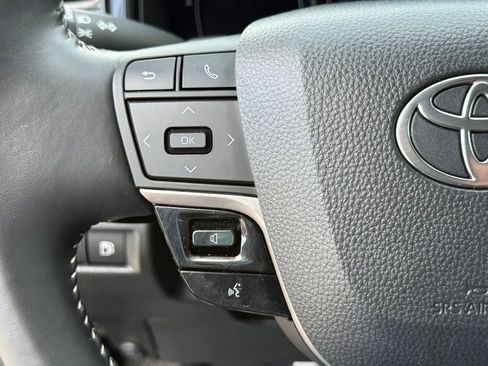 Certified 2025 Toyota Camry SE w/ Convenience Package FWD image 20