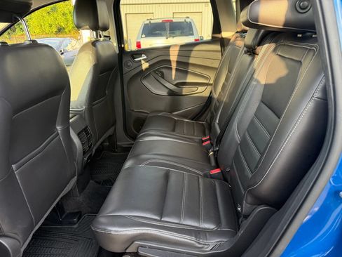 Used 2017 Ford Escape Titanium w/ Equipment Group 301A FWD image 21