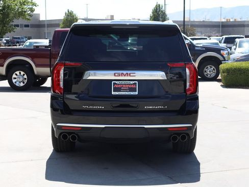 Used 2024 GMC Yukon Denali w/ Advanced Technology Package AWD/4WD image 5