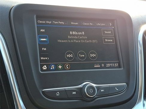 Used 2021 Chevrolet Equinox LT image 16