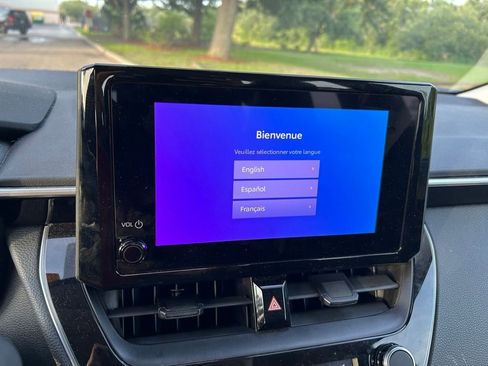 Used 2024 Toyota Corolla LE FWD image 24