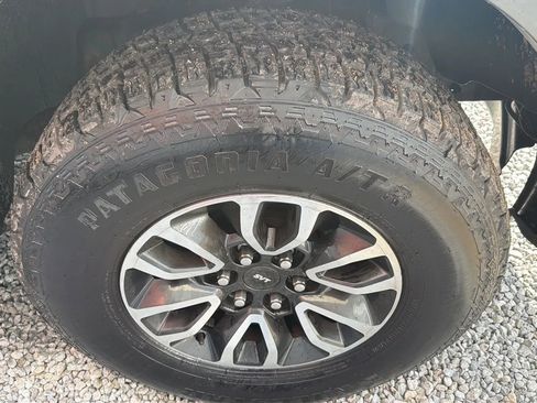 Used 2014 Ford F150 FX4 w/ Equipment Group 402A Luxury image 7