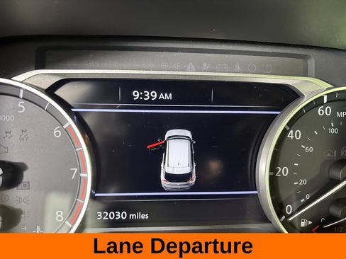 Used 2023 Nissan Rogue SV AWD/4WD image 15