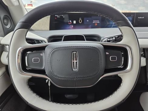 New 2026 Lincoln Navigator Reserve AWD/4WD image 20