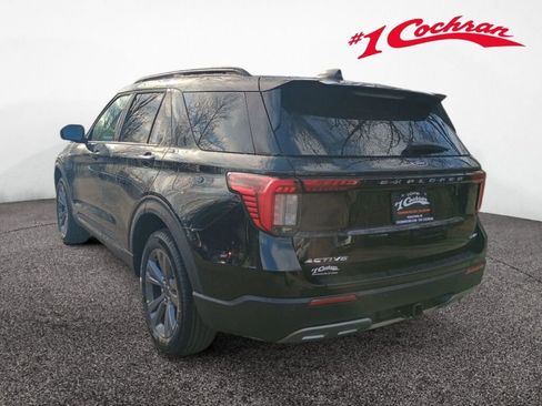 New 2026 Ford Explorer Active image 18