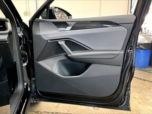 New 2026 Volkswagen Tiguan SE R-Line image 30