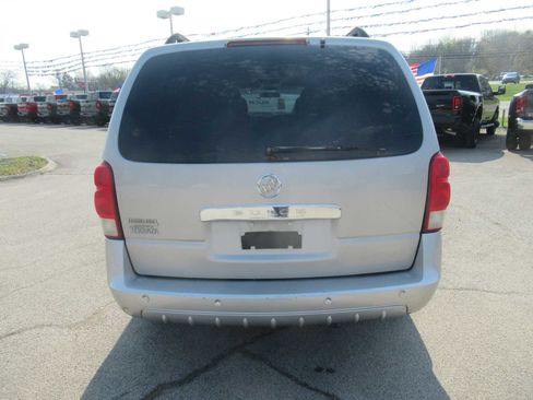 Used 2005 Buick Terraza CX image 4