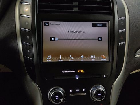 Used 2018 Lincoln MKC Reserve w/ Lincoln MKC Climate Package AWD/4WD image 25
