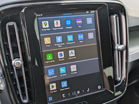 Used 2023 Volvo XC40 Recharge Ultimate w/ Protection Package Premier image 29