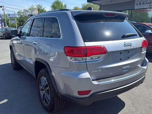 Used 2019 Jeep Grand Cherokee Limited AWD/4WD image 7