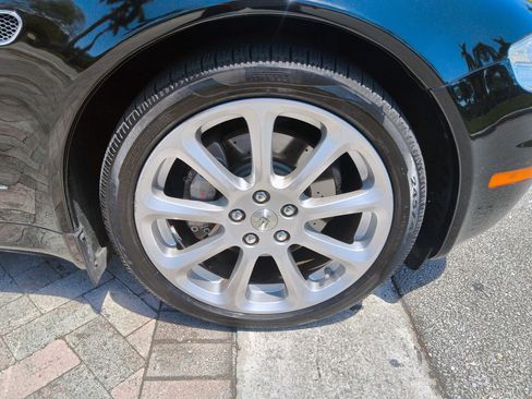 Used 2005 Maserati Quattroporte RWD image 48