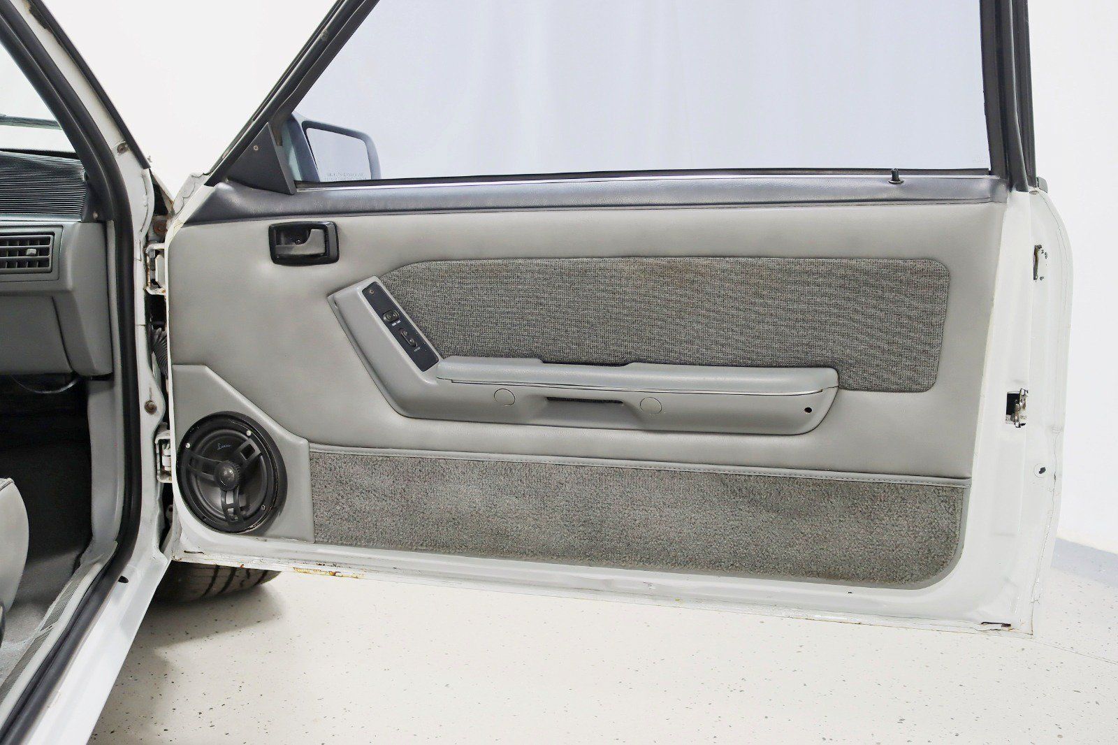 Used 1989 Ford Mustang LX RWD image 24