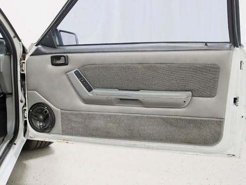 Used 1989 Ford Mustang LX RWD image 24