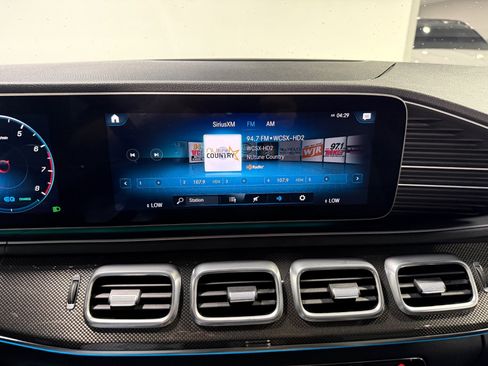 Used 2020 Mercedes-Benz GLE 450 4MATIC w/ Premium Package image 34