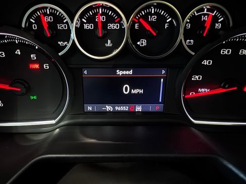 Used 2021 Chevrolet Tahoe Z71 w/ Z71 Signature Package image 20