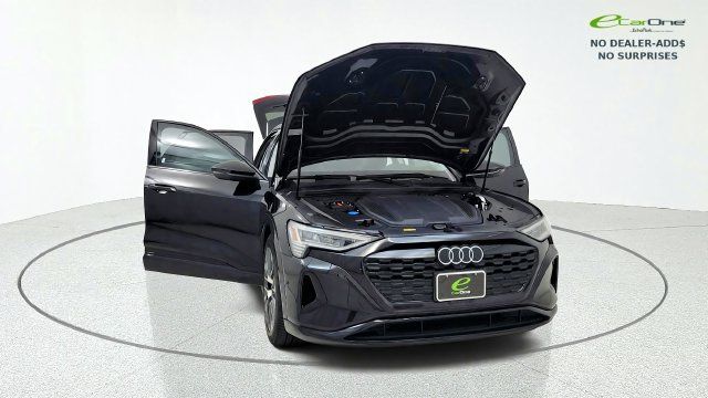 Used 2024 Audi Q8 e-tron Prestige w/ Prestige Package AWD/4WD image 13
