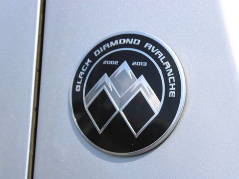 Used 2013 Chevrolet Avalanche LTZ AWD/4WD image 11