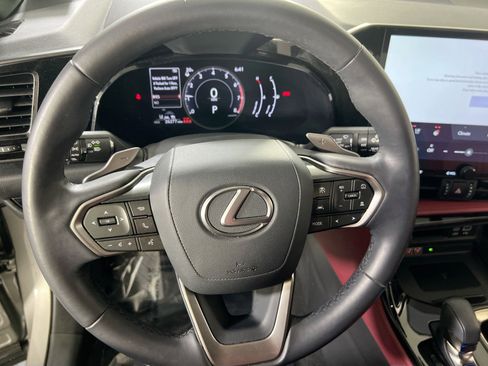 Used 2022 Lexus NX 350 image 11