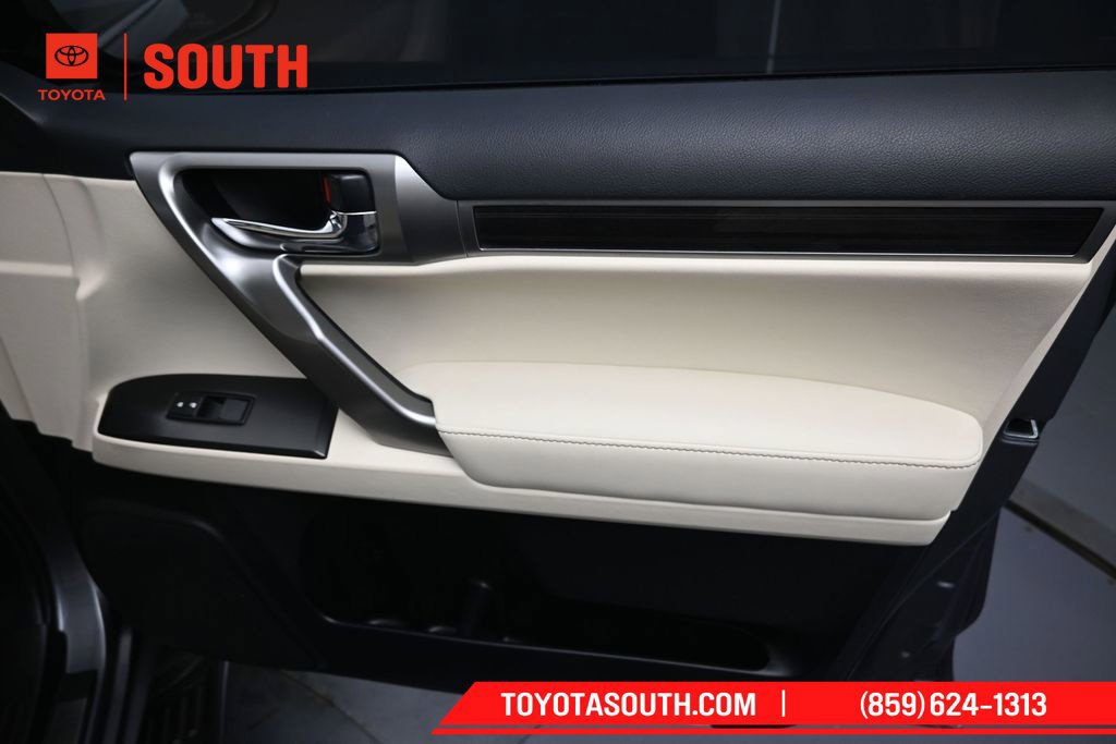 Used 2022 Lexus GX 460 Premium AWD/4WD image 38