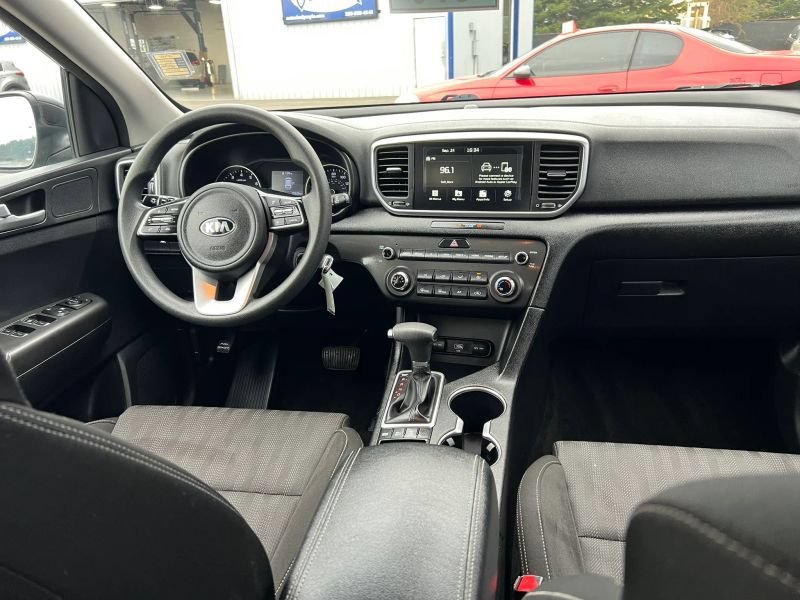Used 2020 Kia Sportage LX AWD/4WD image 12