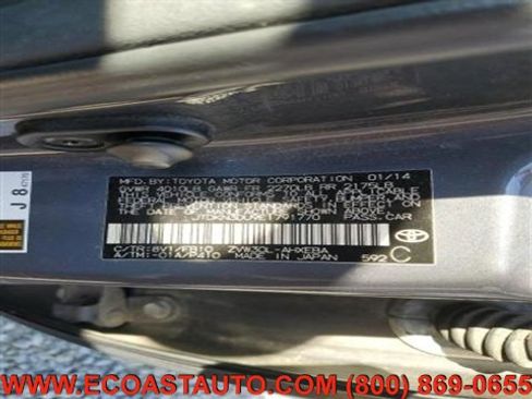 Used 2014 Toyota Prius Two image 12