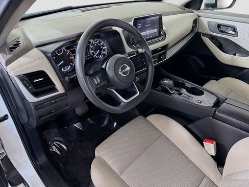 Used 2023 Nissan Rogue SV image 23