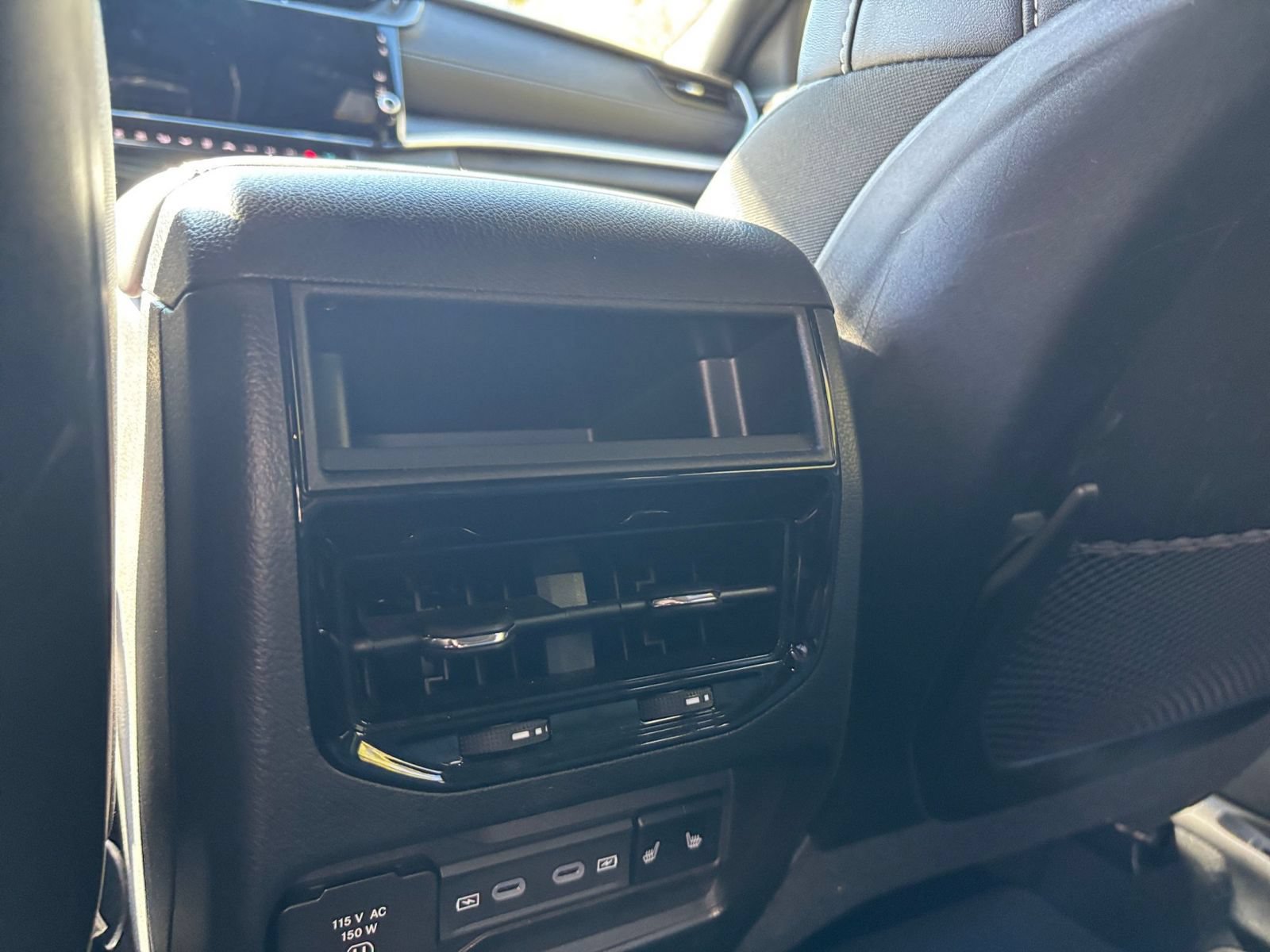 Used 2026 Jeep Grand Cherokee Limited AWD/4WD image 24