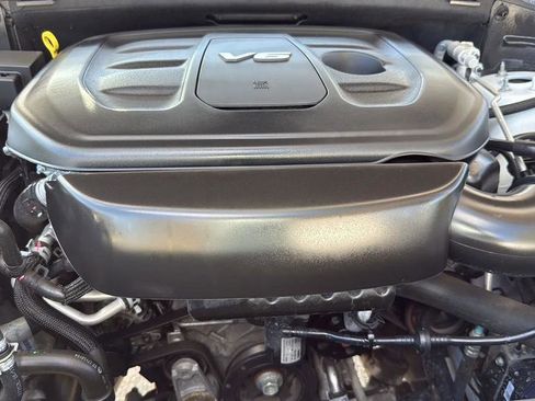 Used 2019 Jeep Grand Cherokee Overland image 19