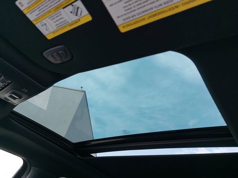 Used 2018 Ford F150 Raptor w/ Equipment Group 802A Luxury image 32