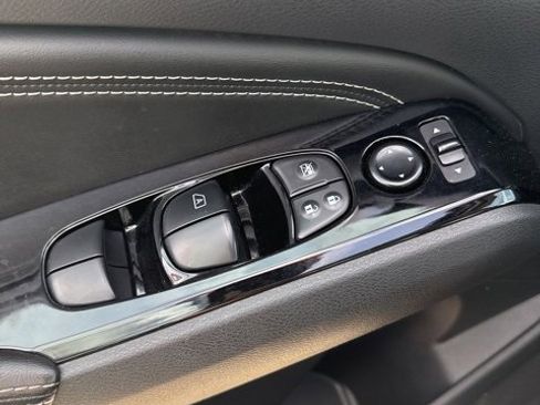 Used 2023 Nissan Altima 2.5 SL image 12