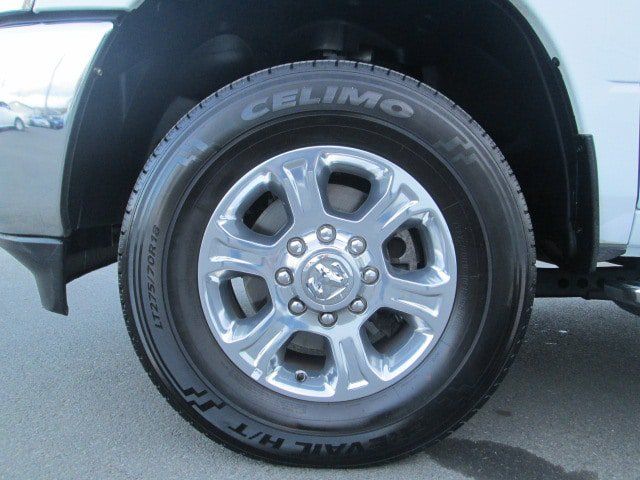 Used 2024 RAM 2500 Big Horn AWD/4WD image 9