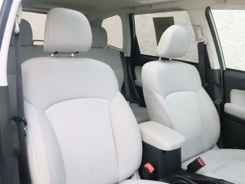Used 2015 Subaru Forester 2.5i Premium w/ All-Weather Package AWD/4WD image 54