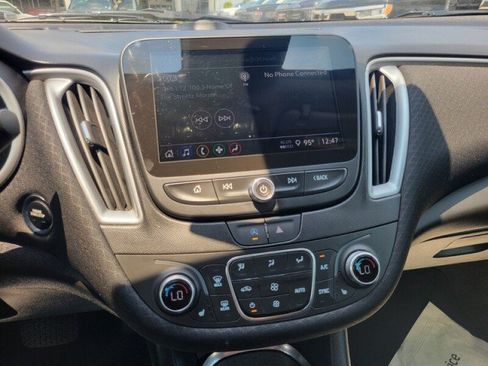 Used 2024 Chevrolet Malibu LT FWD image 20