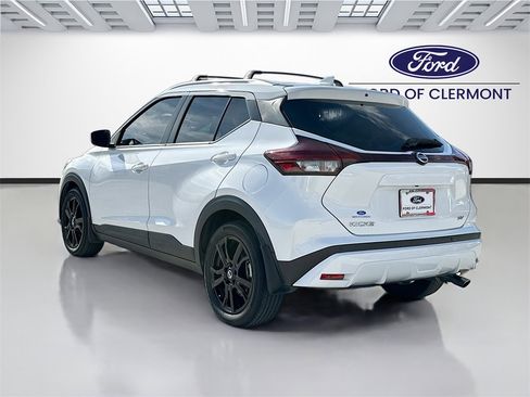 Used 2021 Nissan Kicks SV w/ Exterior Package image 5