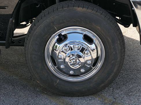 New 2026 RAM 3500 Tradesman AWD/4WD image 24