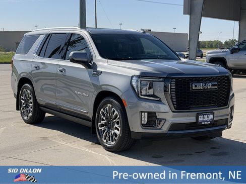 Used 2023 GMC Yukon Denali Ultimate AWD/4WD image 2