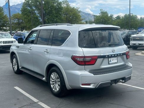 Used 2021 Nissan Armada SV image 5