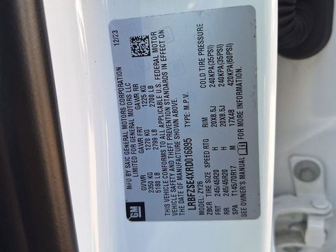 Used 2024 Buick Envision Avenir image 31