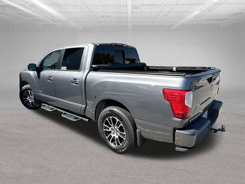 Used 2021 Nissan Titan SV w/ Accessory Utility Package RWD image 8
