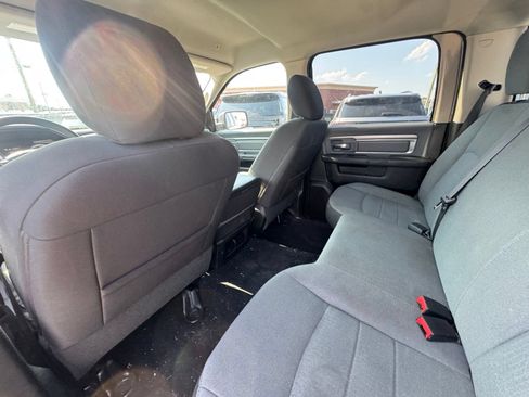 Used 2022 RAM 1500 Classic SLT AWD/4WD image 25