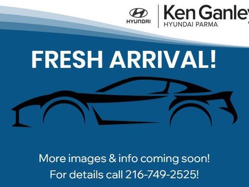 Used 2023 Hyundai Venue Limited FWD image 7