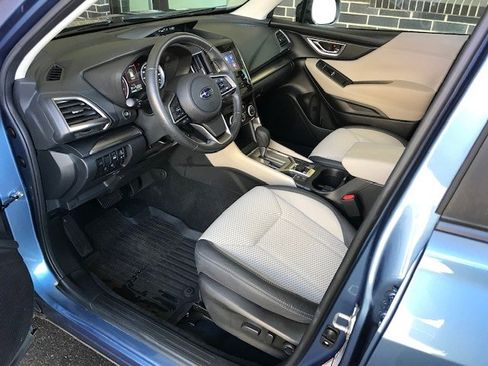 Used 2020 Subaru Forester Premium image 5