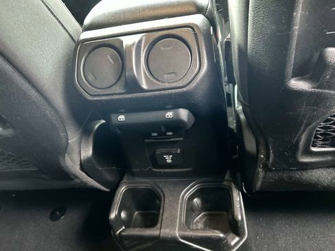 Used 2021 Jeep Wrangler Unlimited Rubicon image 15