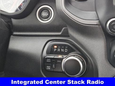 Used 2024 RAM 2500 Tradesman w/ Chrome Appearance Group image 17