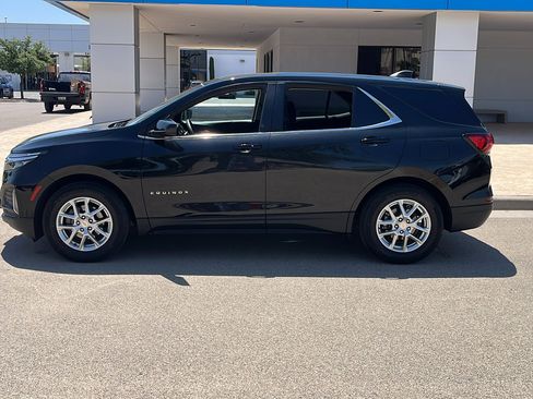 Used 2022 Chevrolet Equinox LT FWD image 4