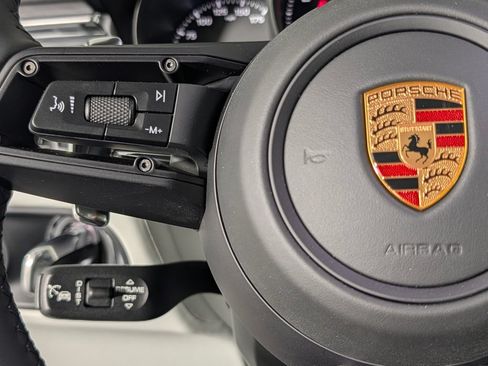New 2026 Porsche Macan AWD/4WD image 37