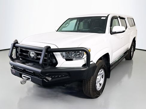 Used 2023 Toyota Tacoma SR image 4